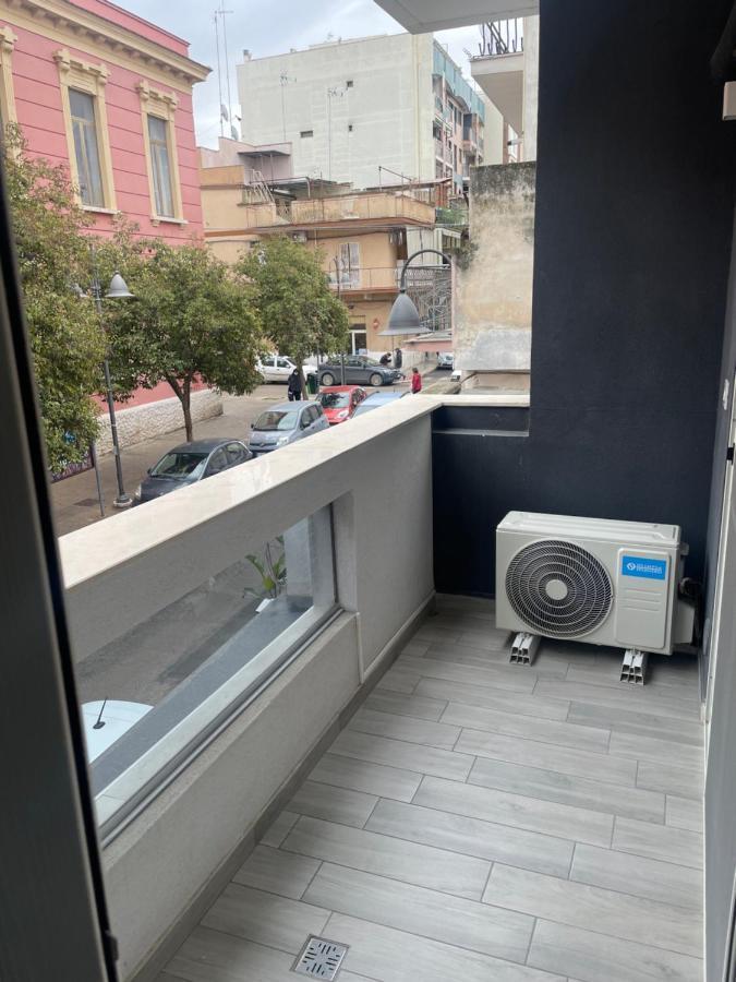 B&B Elles Con Parcheggio Interno Barletta Esterno foto