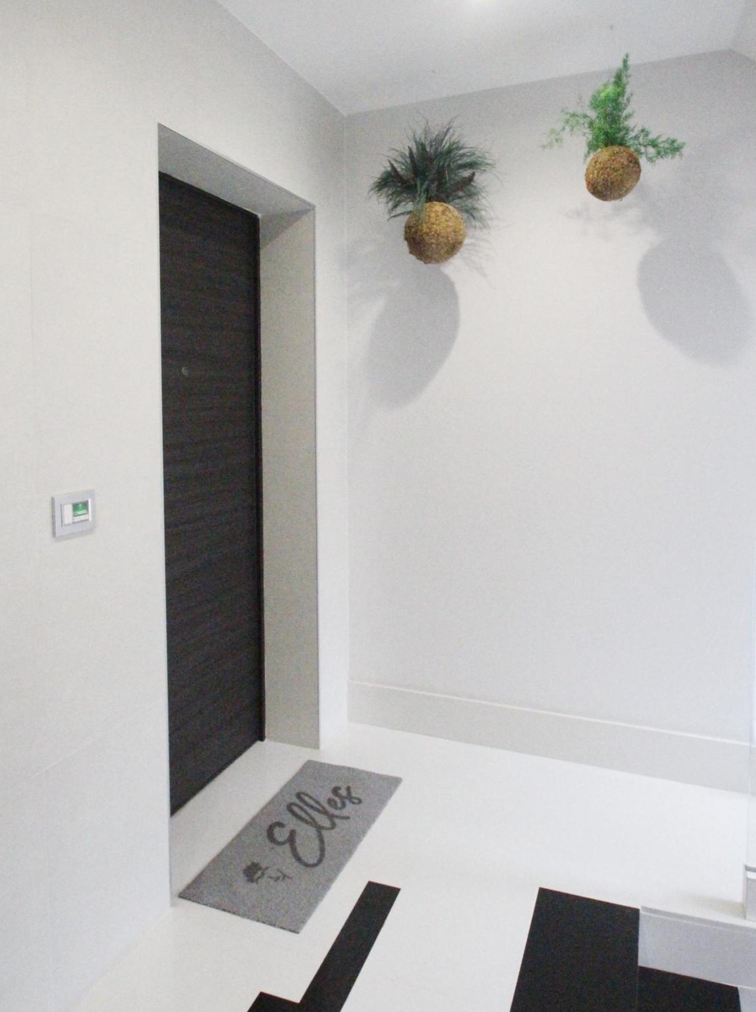 B&B Elles Con Parcheggio Interno Barletta Esterno foto