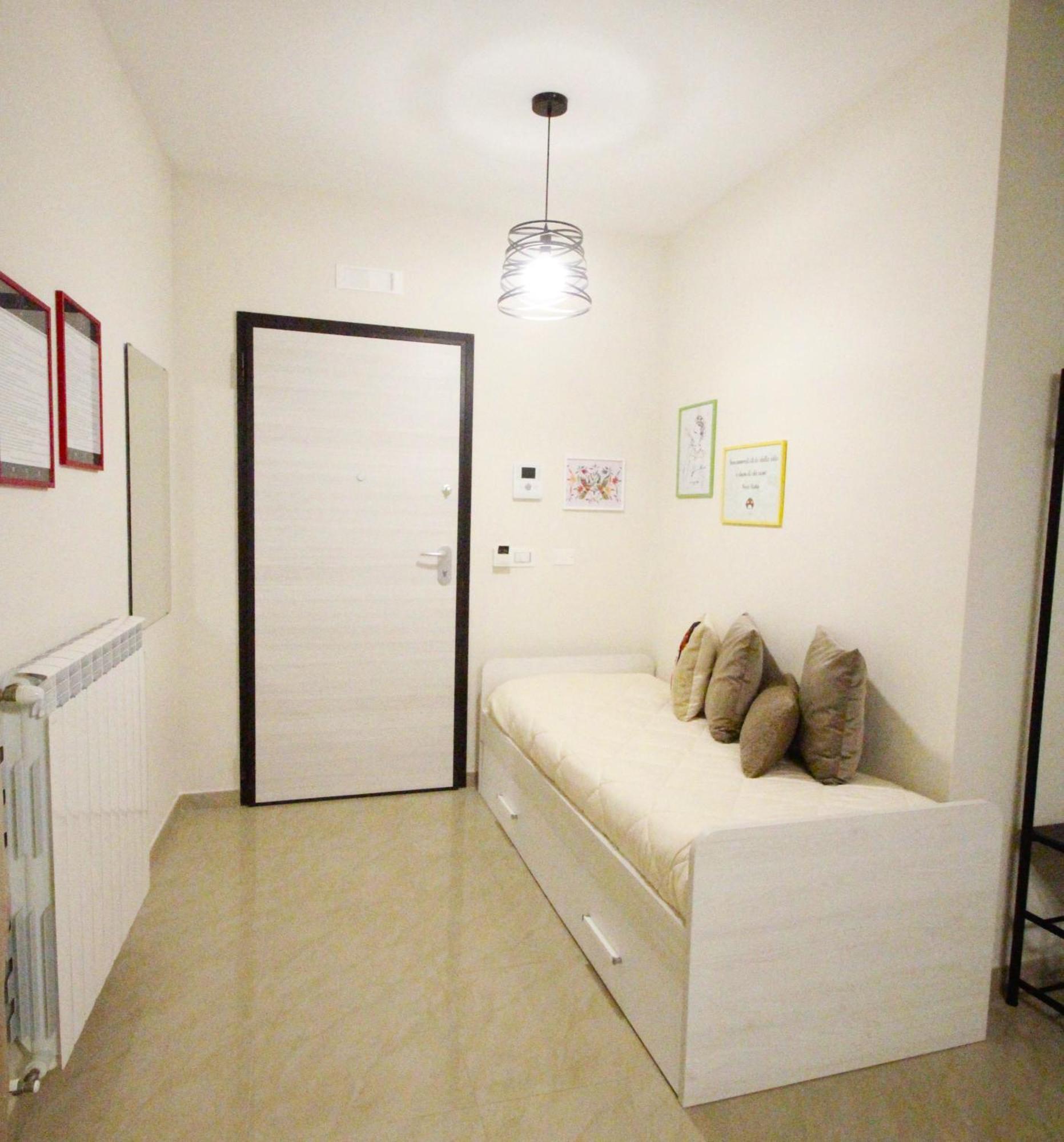 B&B Elles Con Parcheggio Interno Barletta Esterno foto